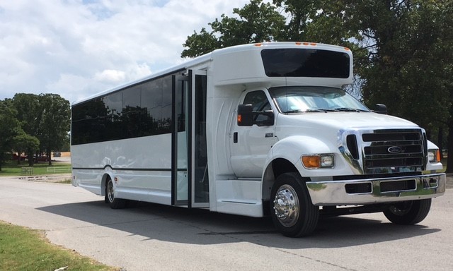 39 passengers Bus